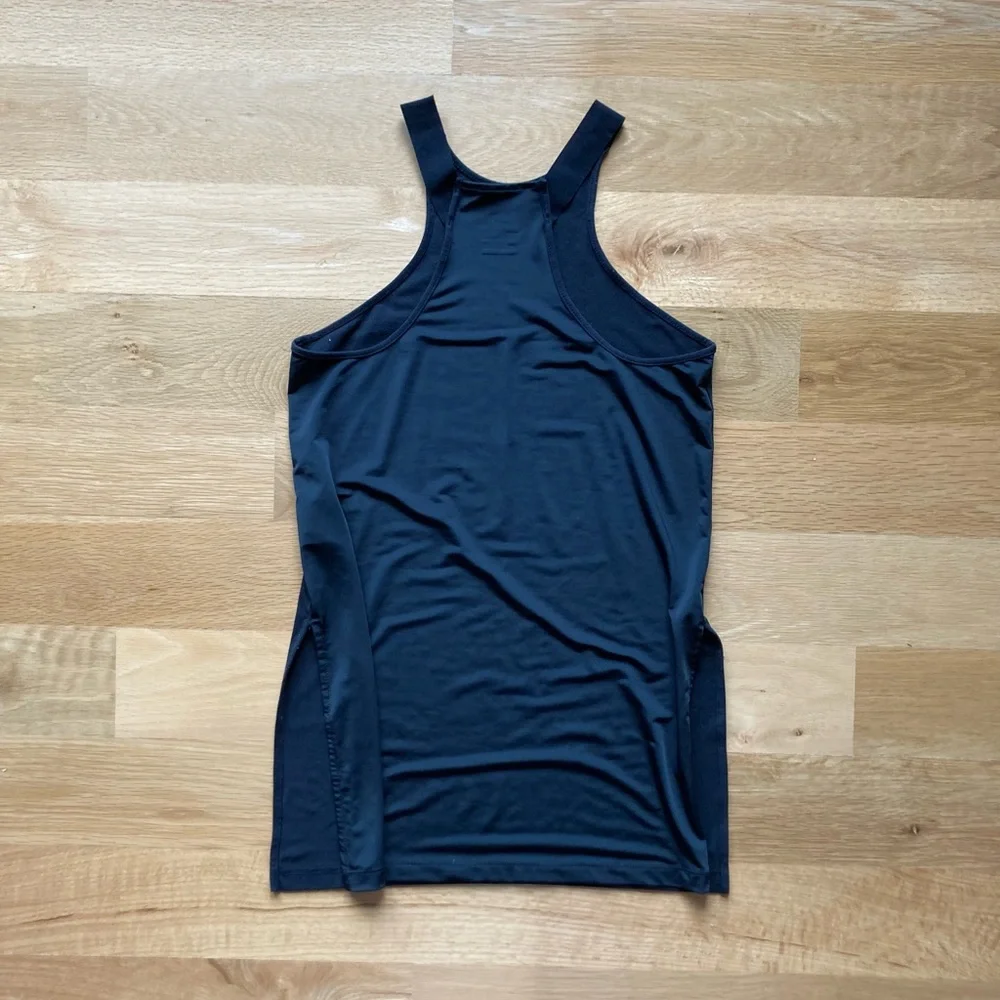 Nike Cutaway Tank Size S Black Dri-Fit Like New